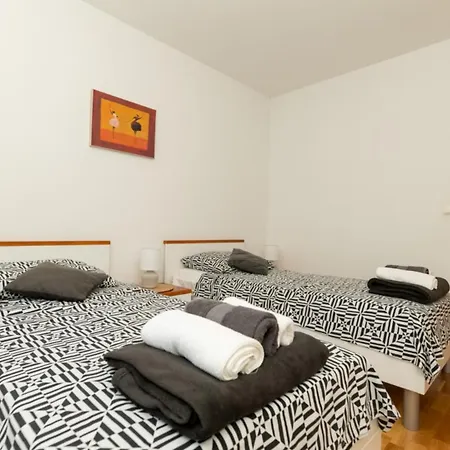 Flavia Apartamento *
